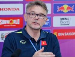 Pelatih Vietnam Philippe Troussier Akui Timnas Indonesia Bukan AFF atau SEA Games Lagi